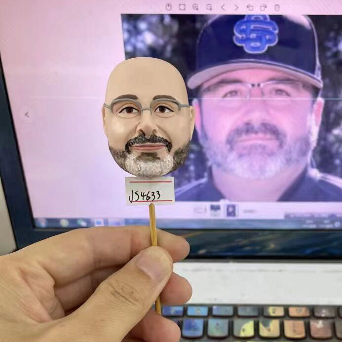 Bonecos de Cabeça de Mola Personalizados