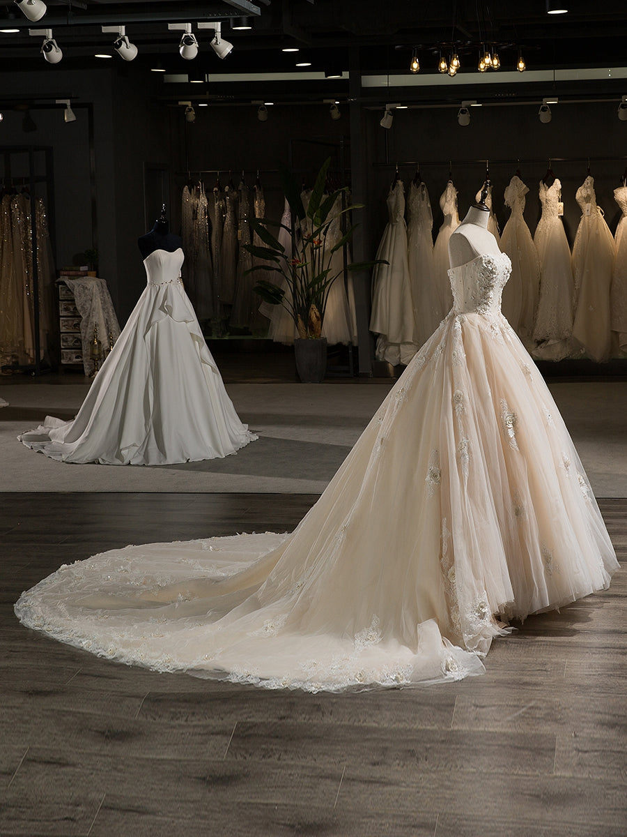 Sem Alças Sem Mangas Tule Bordado Floral com Miçangas Tribunal Trem Vestido de Baile Vestidos de Casamento