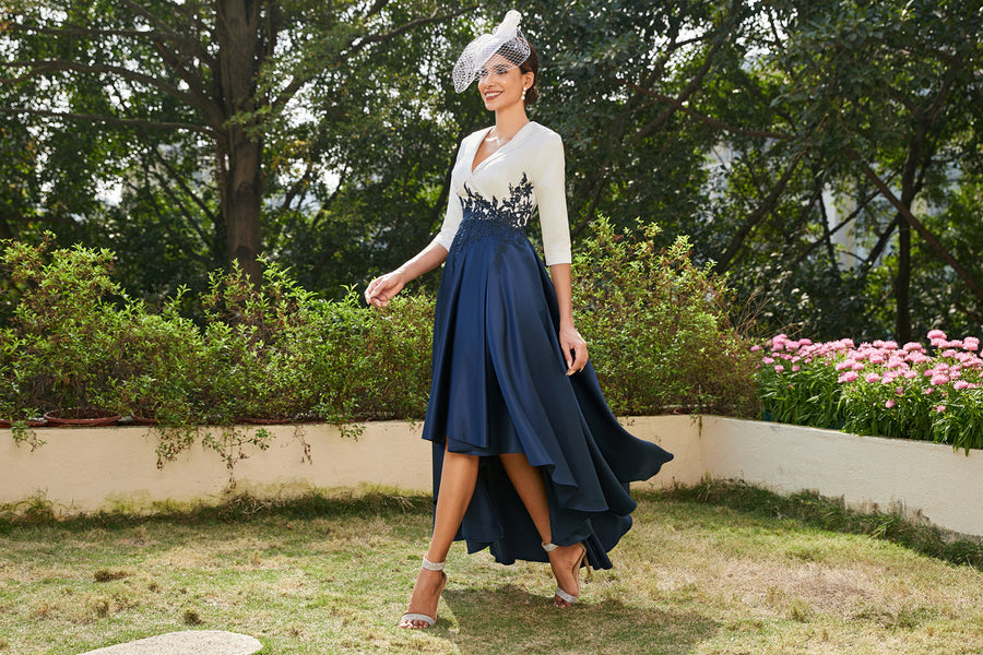 Vestidos Longos de Noite com Mangas Meio Comprimento e Gola em V Bordados em Estilo A-Line/Princesa