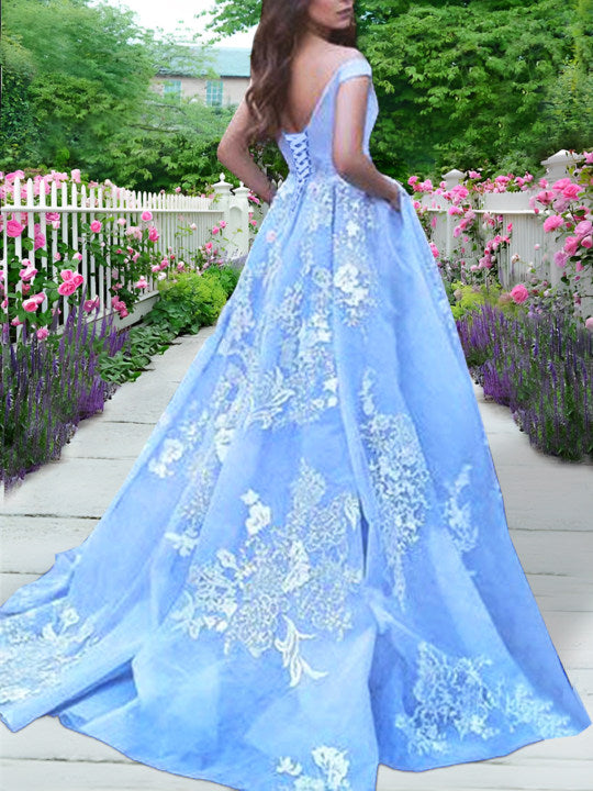 Vestidos de Quinceanera de Baile com Ombros Descobertos e Aplicações