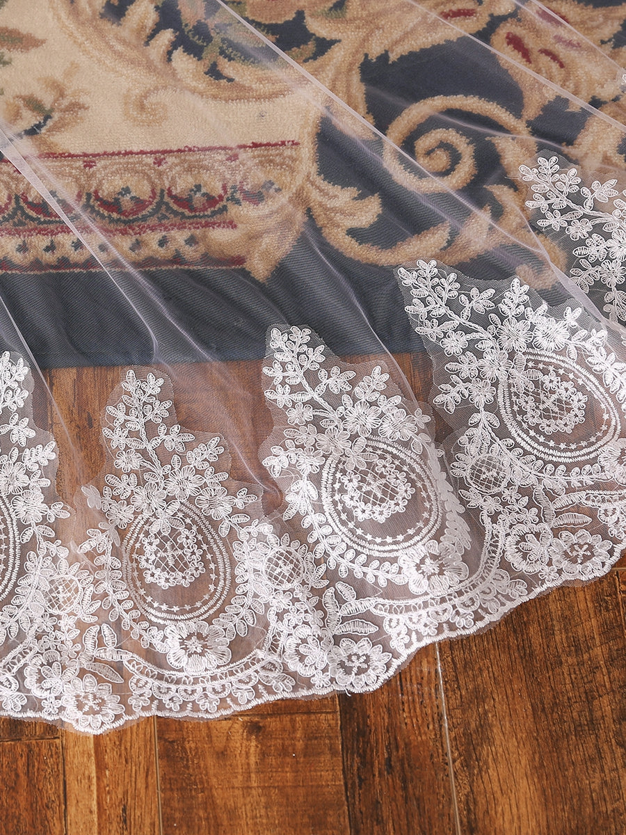 Tule Luxuoso com Véus de Noiva Longos com Miçangas