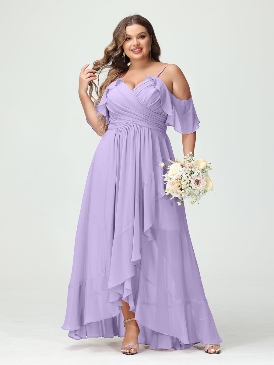 Princesa/Formato A Decote Em V Manga Curta Chiffon Folhos Assimétrico Plus Size Vestidos de Madrinha