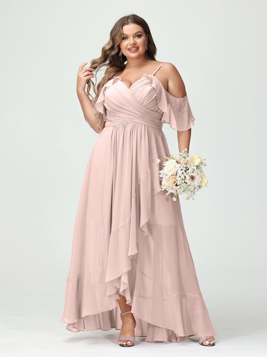 Princesa/Formato A Decote Em V Manga Curta Chiffon Folhos Assimétrico Plus Size Vestidos de Madrinha
