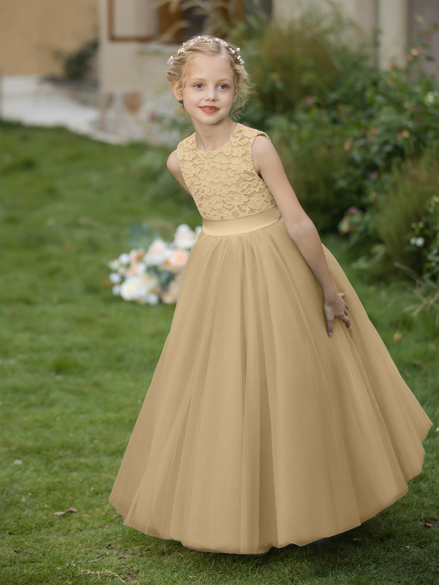 Vestidos de Flor de Tule com Gola Redonda e Apliques e Faixa