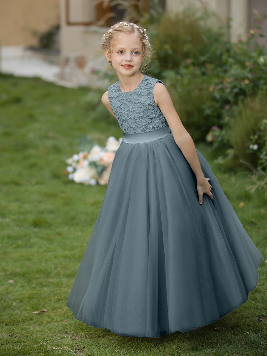 Vestidos de Flor de Tule com Gola Redonda e Apliques e Faixa