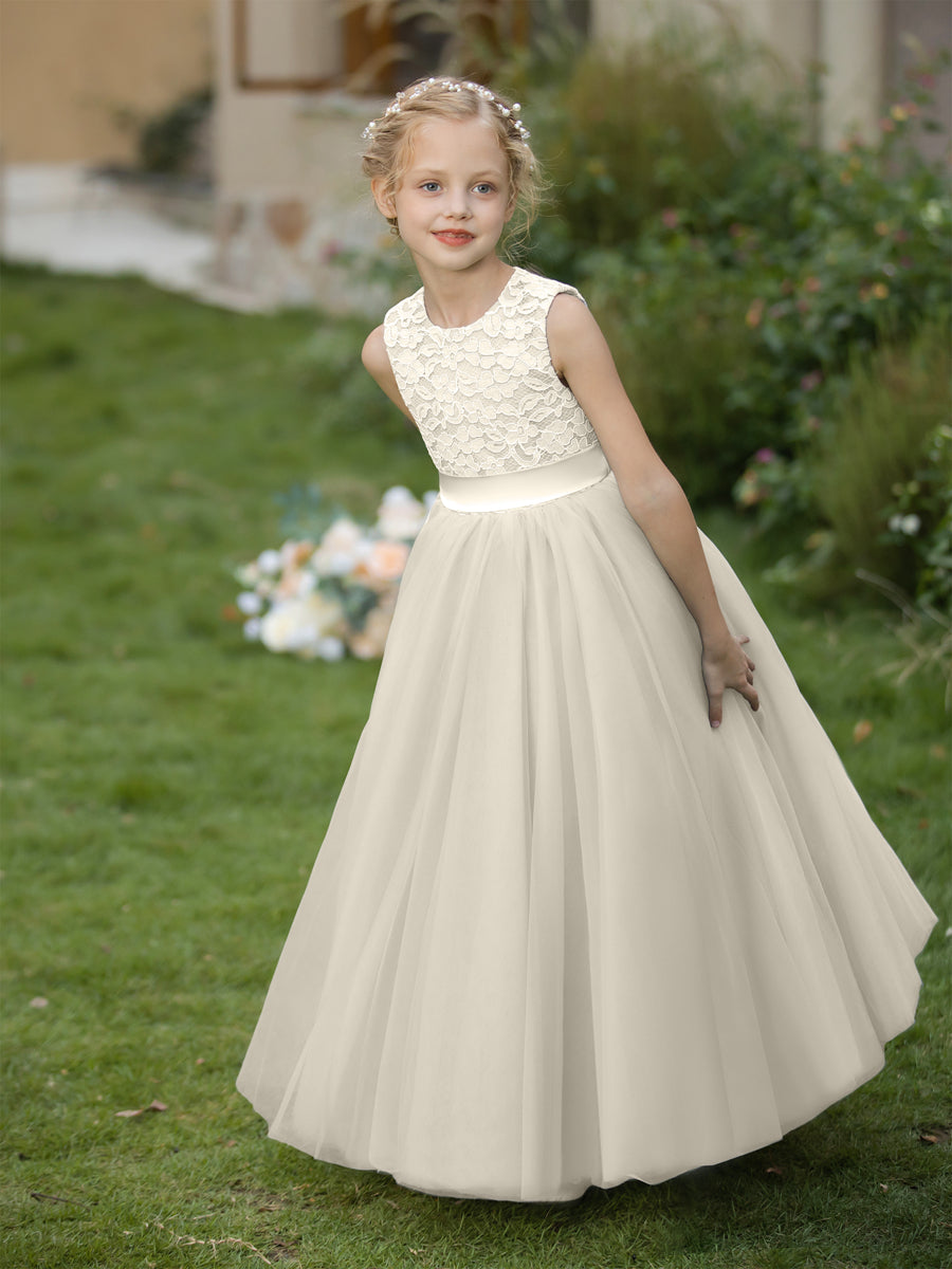 Vestidos de Flor de Tule com Gola Redonda e Apliques e Faixa