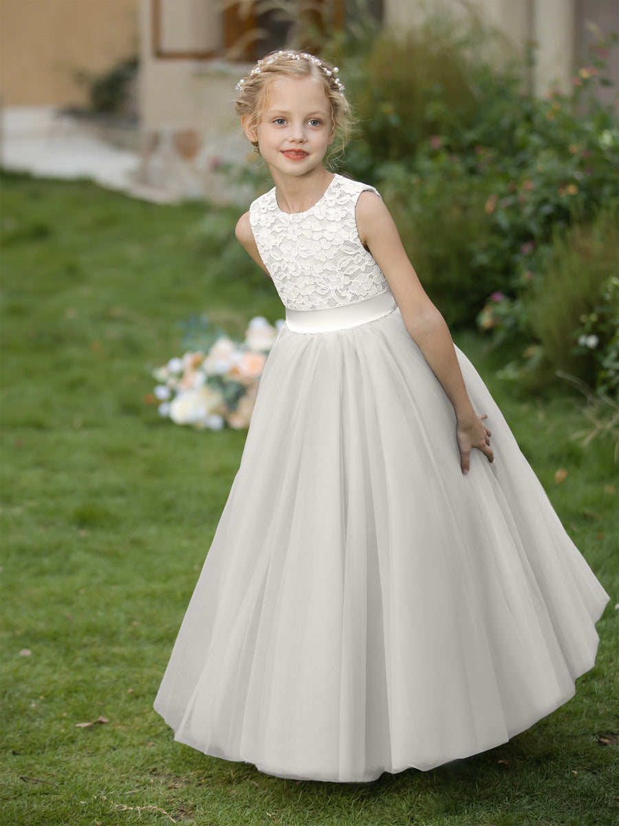 Vestidos de Flor de Tule com Gola Redonda e Apliques e Faixa