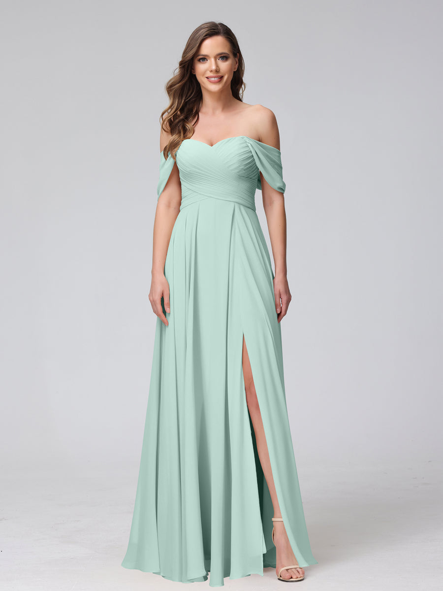 Vestidos de Dama de Honra de Chiffon Longo Sem Mangas com Ombros de Fora e Franzidos com Divisão Lateral