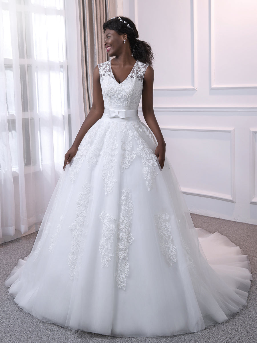 Vestido de Baile de Tule Sem Mangas com Decote Em V Vestidos de Noiva com Cinto e Apliques
