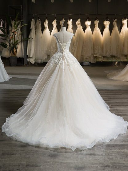 Decote Em V Sem Mangas Tule Applique Court Train Vestidos de Casamento
