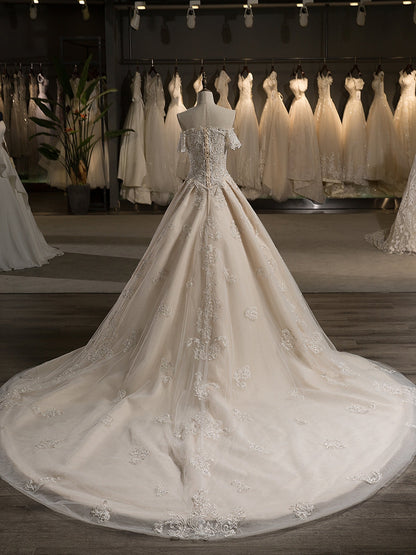 Off-The-Ombro Mangas Curtas Tule Applique com Beading Court Train Vestidos de Casamento