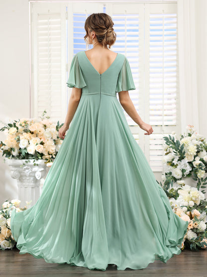 Vestidos de Dama de Honra Em Chiffon com Decote Em V e Mangas Curtas com Babados Laterais Divididos