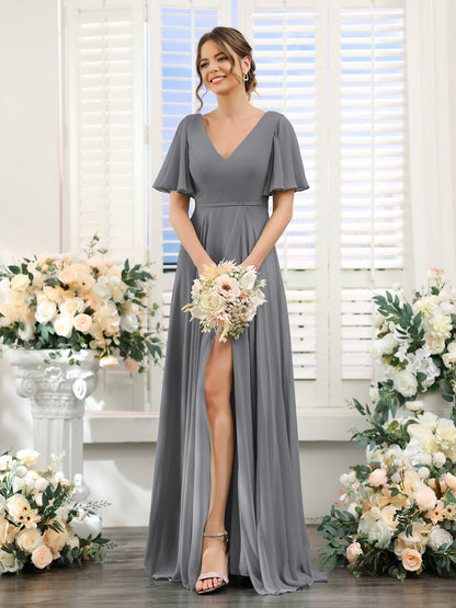 Vestidos de Dama de Honra Em Chiffon com Decote Em V e Mangas Curtas com Babados Laterais Divididos