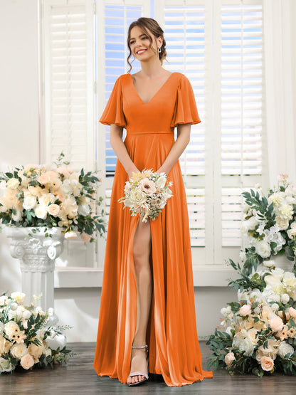 Vestidos de Dama de Honra Em Chiffon com Decote Em V e Mangas Curtas com Babados Laterais Divididos