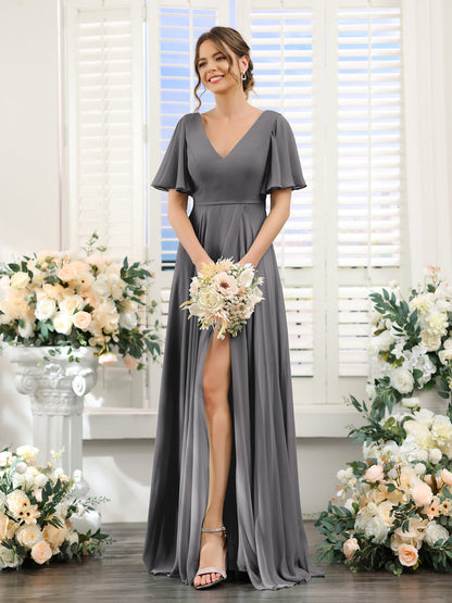 Vestidos de Dama de Honra Em Chiffon com Decote Em V e Mangas Curtas com Babados Laterais Divididos