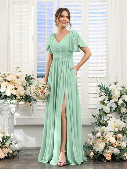 Vestidos de Dama de Honra Evasê com Decote Em V e Mangas Curtas Em Chiffon Dividido com Bolsos