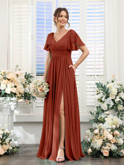 Vestidos de Dama de Honra Evasê com Decote Em V e Mangas Curtas Em Chiffon Dividido com Bolsos