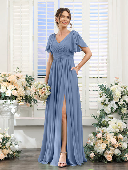 Vestidos de Dama de Honra Evasê com Decote Em V e Mangas Curtas Em Chiffon Dividido com Bolsos