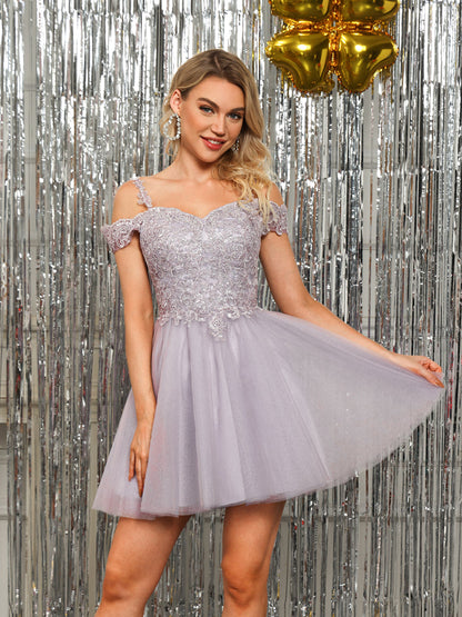 Corte A/Princesa Alças Finas Tule Vestidos Curtos com Apliques