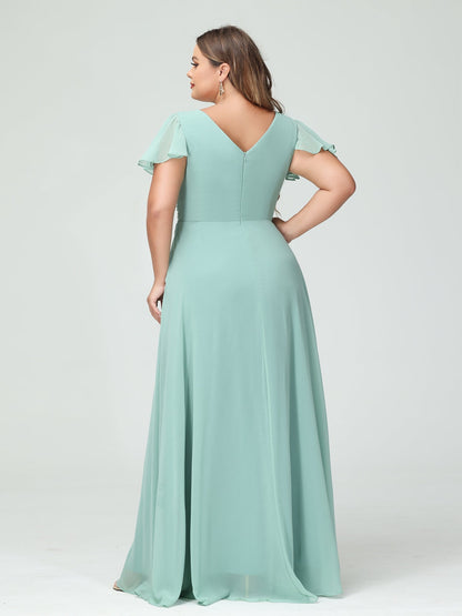 Princesa/Formato A Decote Em V Manga Curta Chiffon Dividir Lateral Plus Size Vestidos de Dama de Honra com Bolsos