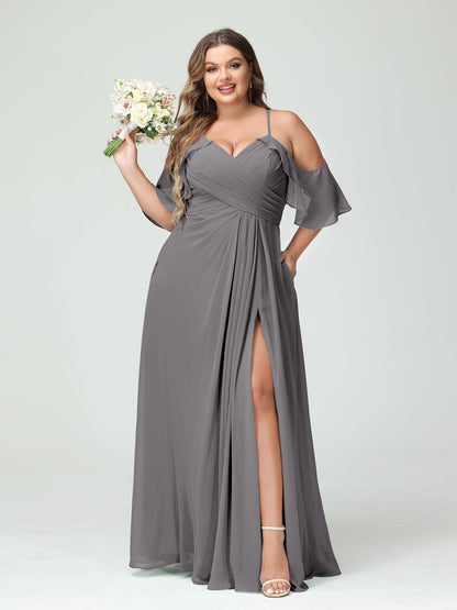 Vestidos Princesa/ Formato A com Alças Finas Manga Curta Chiffon Franzido Lado Dividido Vestidos de Dama de Honra Tamanho Grande com Bolsos