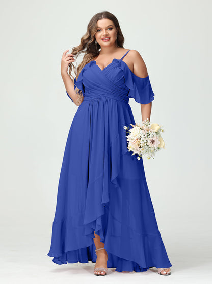 Princesa/Formato A Decote Em V Manga Curta Chiffon Folhos Assimétrico Plus Size Vestidos de Madrinha