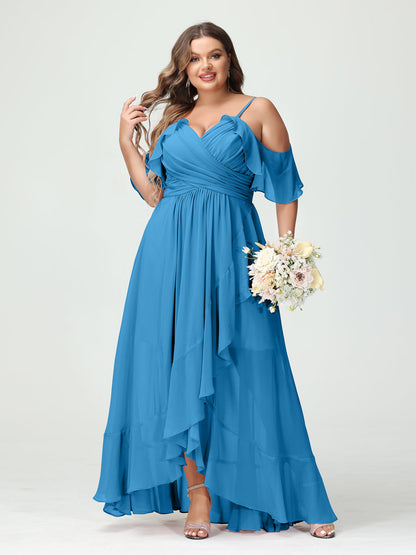 Princesa/Formato A Decote Em V Manga Curta Chiffon Folhos Assimétrico Plus Size Vestidos de Madrinha