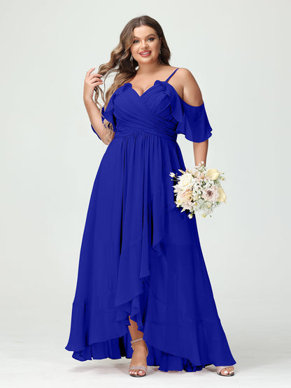 Princesa/Formato A Decote Em V Manga Curta Chiffon Folhos Assimétrico Plus Size Vestidos de Madrinha