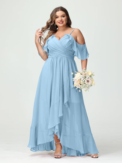 Princesa/Formato A Decote Em V Manga Curta Chiffon Folhos Assimétrico Plus Size Vestidos de Madrinha