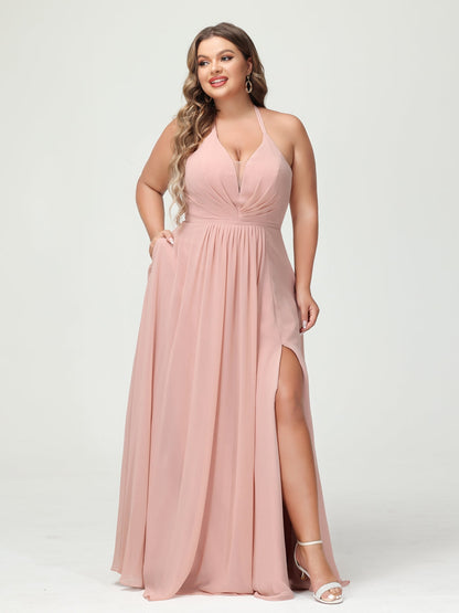 A-Line/Princesa Halter Sem Mangas Chiffon Ruched Split Side Plus Size Vestidos de Dama de Honra com Bolsos