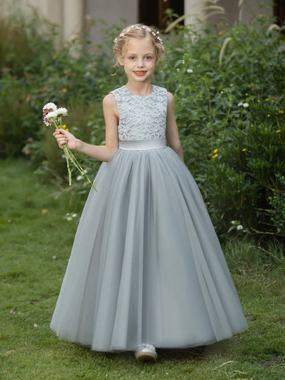 Vestidos de Flor de Tule com Gola Redonda e Apliques e Faixa