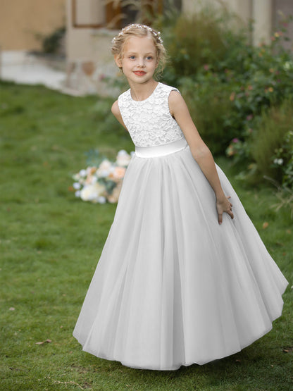 Vestidos de Flor de Tule com Gola Redonda e Apliques e Faixa