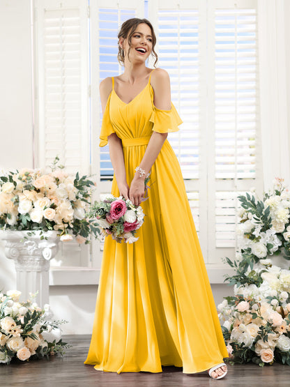 Vestidos de Dama de Honra Em Chiffon Linha A com Alças Finas e Franzidos Laterais Divididas Até O Chão