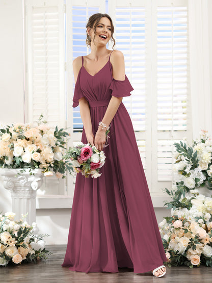 Vestidos de Dama de Honra Em Chiffon Linha A com Alças Finas e Franzidos Laterais Divididas Até O Chão