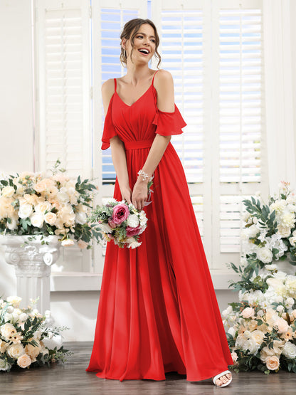 Vestidos de Dama de Honra Em Chiffon Linha A com Alças Finas e Franzidos Laterais Divididas Até O Chão
