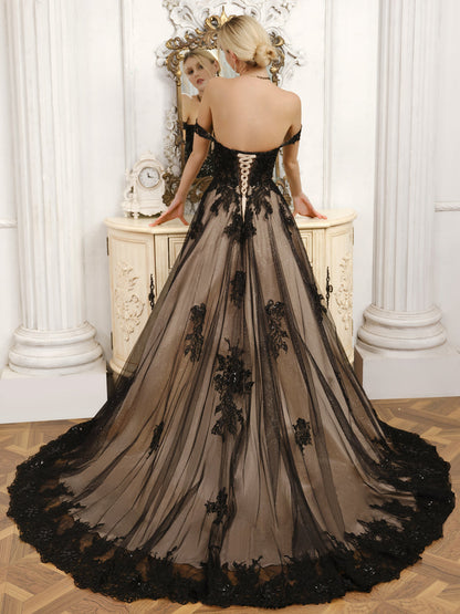 Vestidos de Noiva com Vestido de Baile de Tule Fora do Ombro com Miçangas e Apliques
