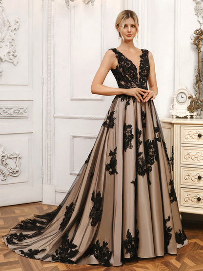 Vestidos de Noiva Longos de Tule Sem Mangas com Decote Em A Evasê e Apliques