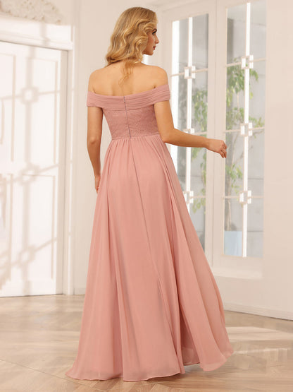 Vestidos Longos de Dama de Honra com Ombros de Fora Evasê/Princesa com Apliques