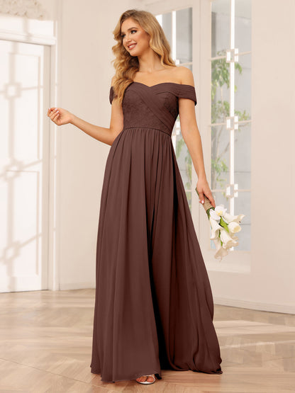 Vestidos Longos de Dama de Honra com Ombros de Fora Evasê/Princesa com Apliques