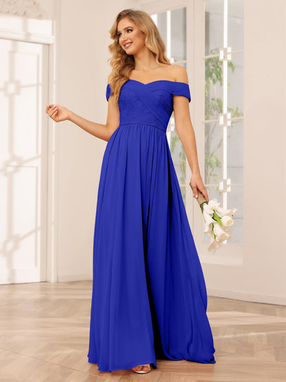 Vestidos Longos de Dama de Honra com Ombros de Fora Evasê/Princesa com Apliques