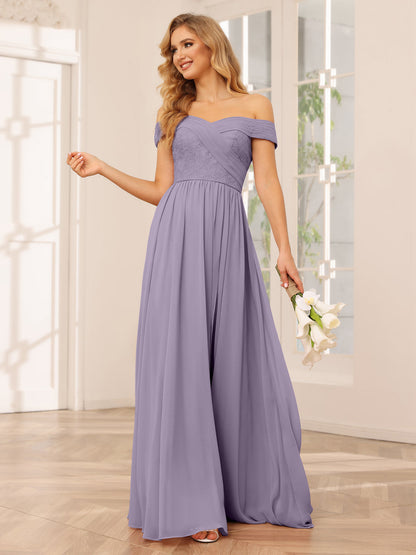 Vestidos Longos de Dama de Honra com Ombros de Fora Evasê/Princesa com Apliques