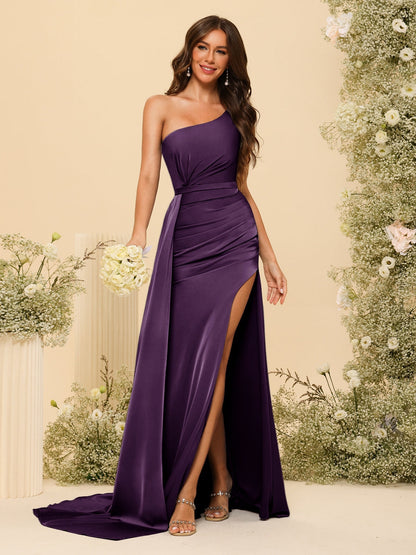 Vestidos Formais Longos de Um Ombro com Bainha/Coluna com Divisão Lateral e Franzido